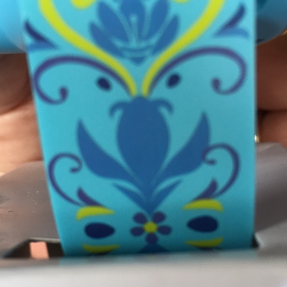 AVON Disney Frozen digital projection watch - Picture 6 of 7